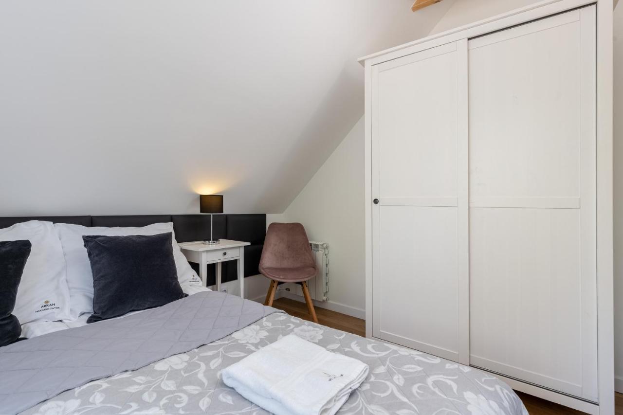 Uroczy Zakatek - Apartamenty W Centrum Zatora, Blisko Energylandii Kültér fotó